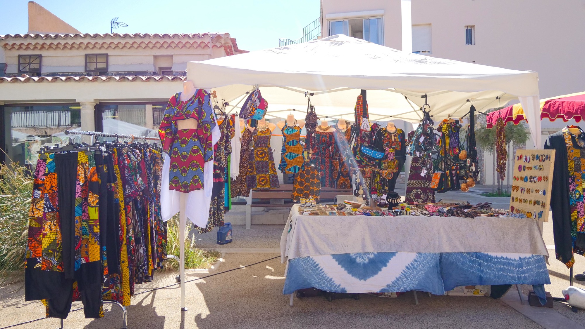 Marché Saint Cyr les pieds dans l’eau