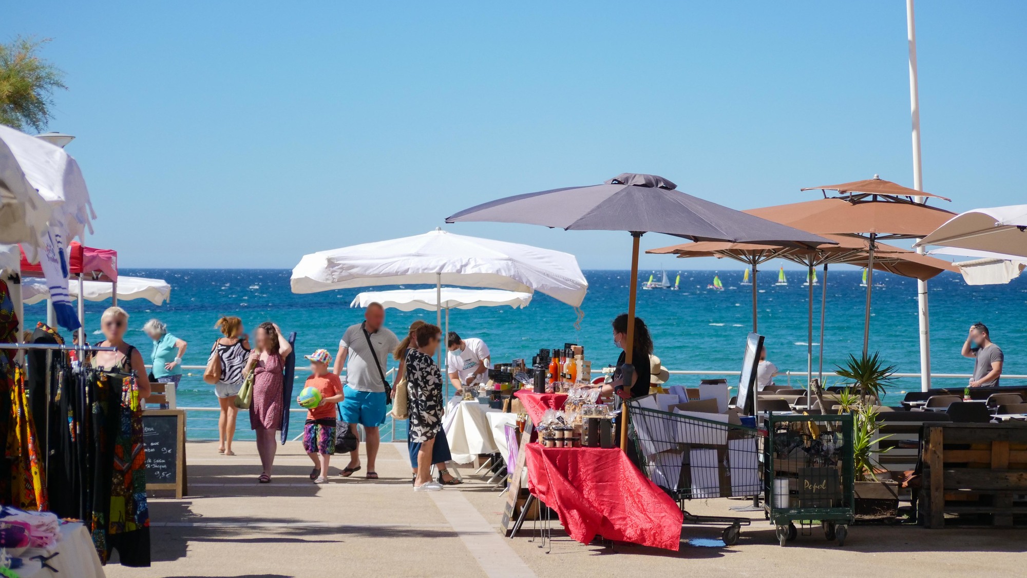 Marché Saint Cyr les pieds dans l’eau