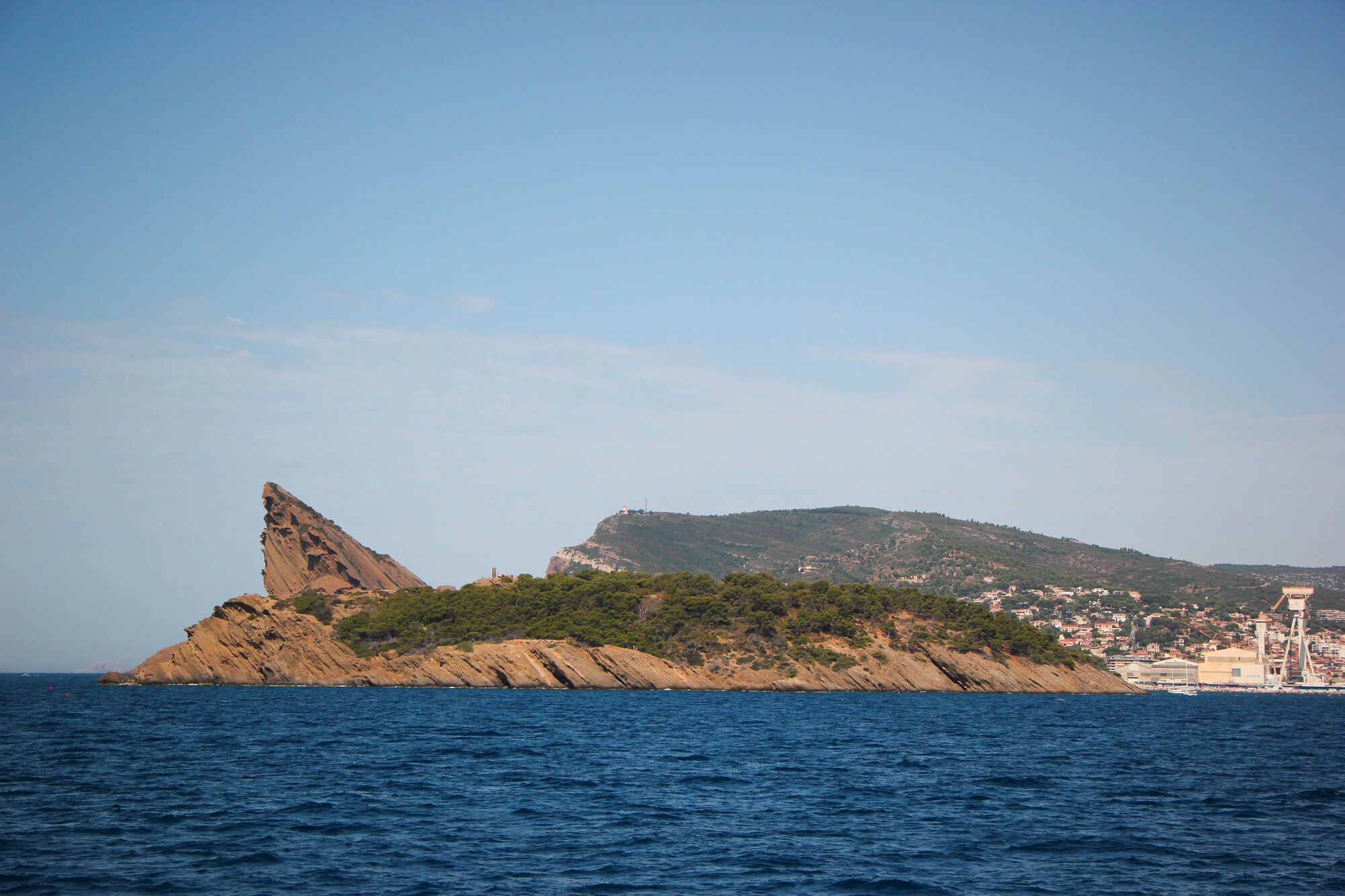 Balade en mer commentée des calanques avec l’Atlantide