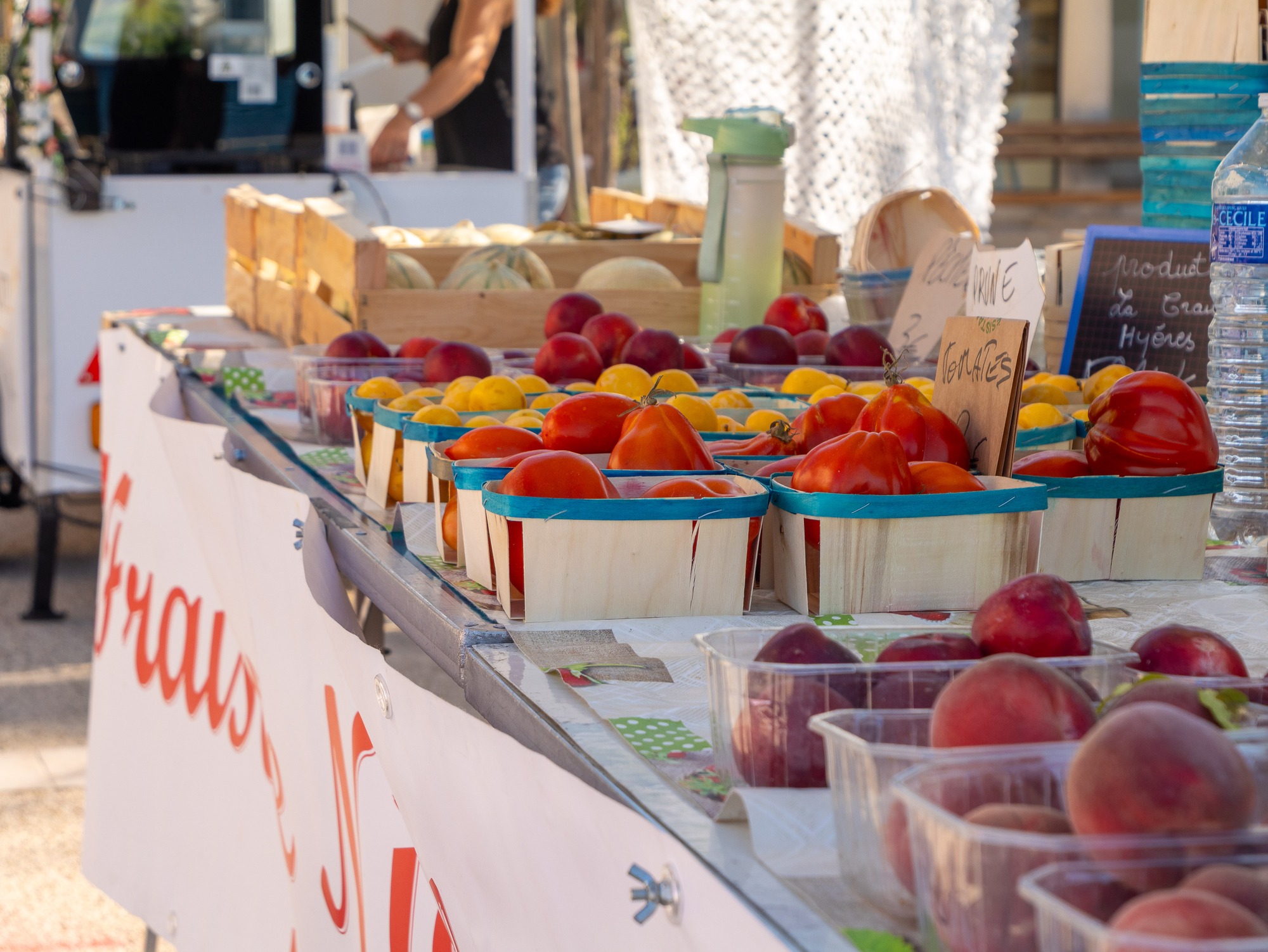 Marché Les Pieds dans l&rsquo;eau_Saint-Cyr-sur-Mer