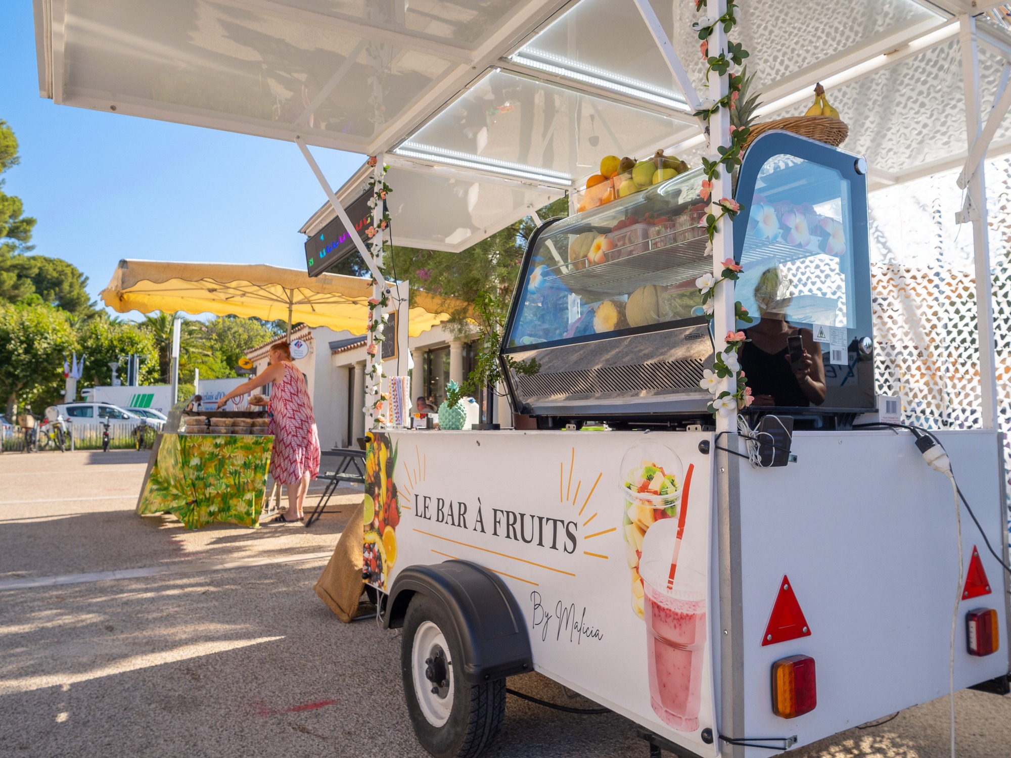 Marché Les Pieds dans l&rsquo;eau_Saint-Cyr-sur-Mer