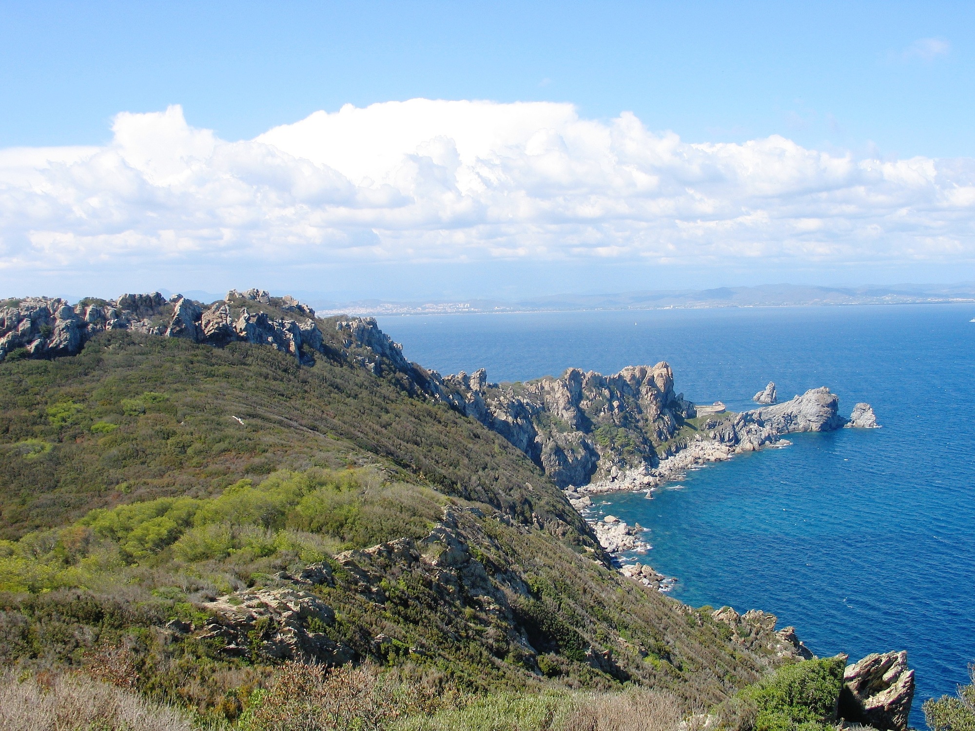 Promenade vers Porquerolles – Vedettes des Îles d&rsquo;Or et Le Corsaire_Le Lavandou