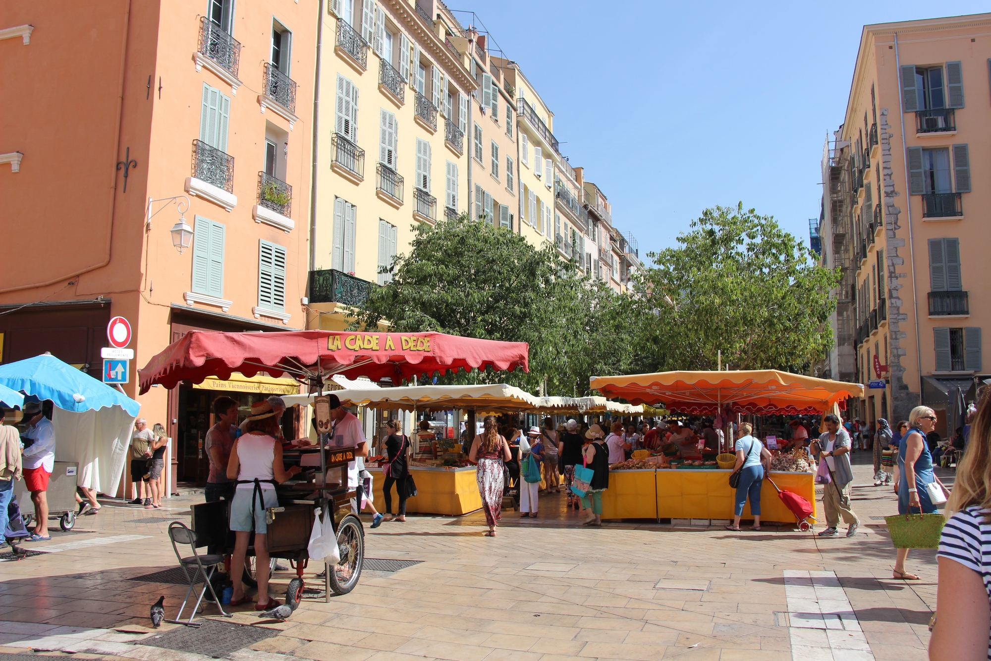 Marché de Provence du cours Lafayette