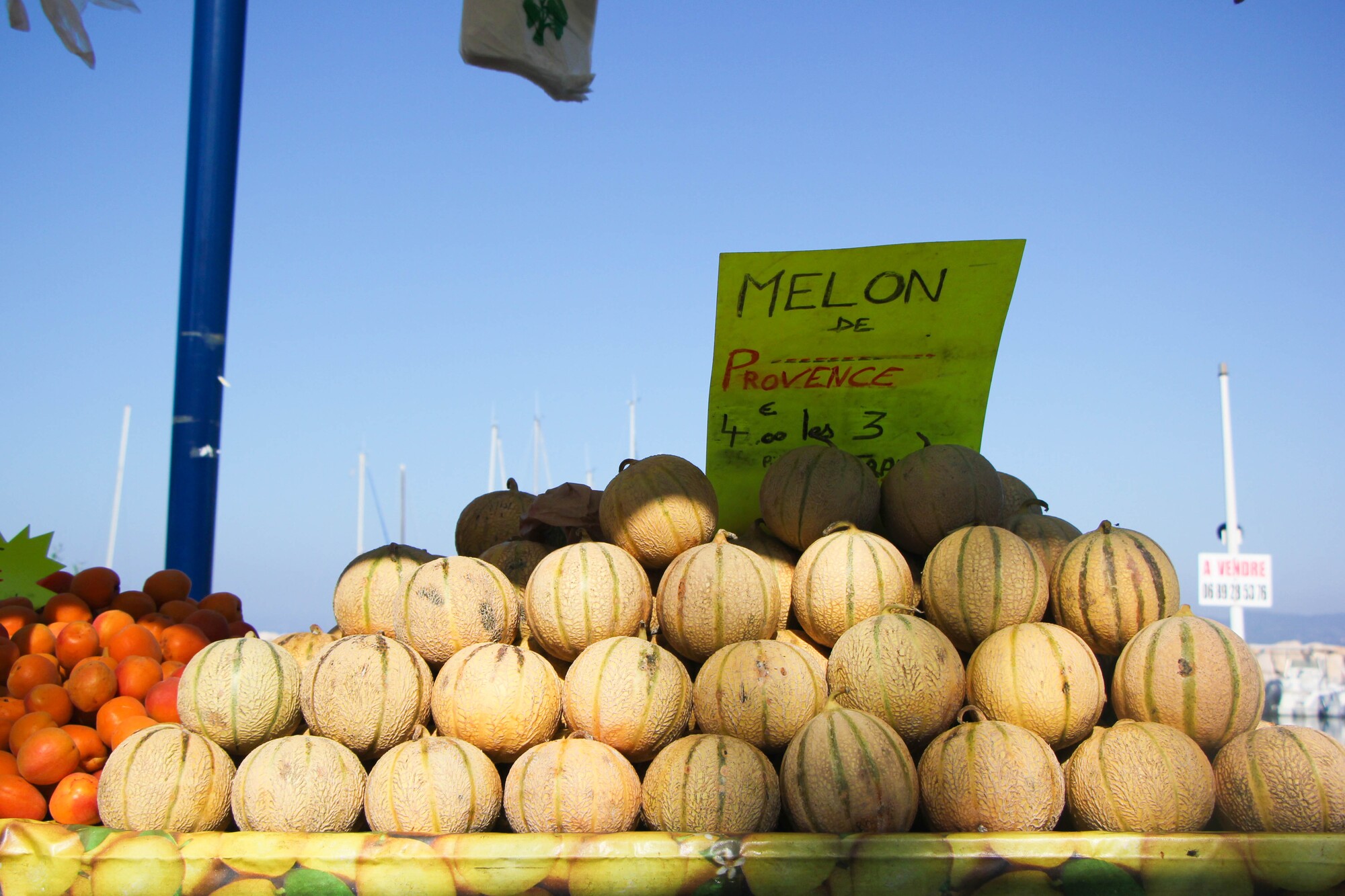 Marché estival du port de la Madrague