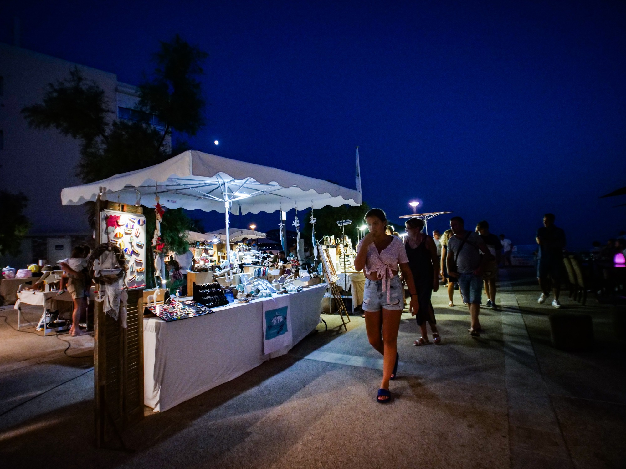 Marché des créateurs place de l’appel du 18 Juin