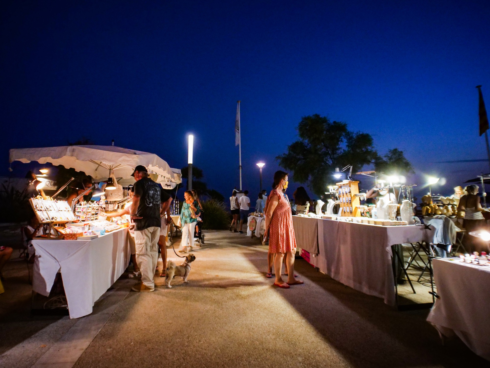 Marché des créateurs place de l’appel du 18 Juin