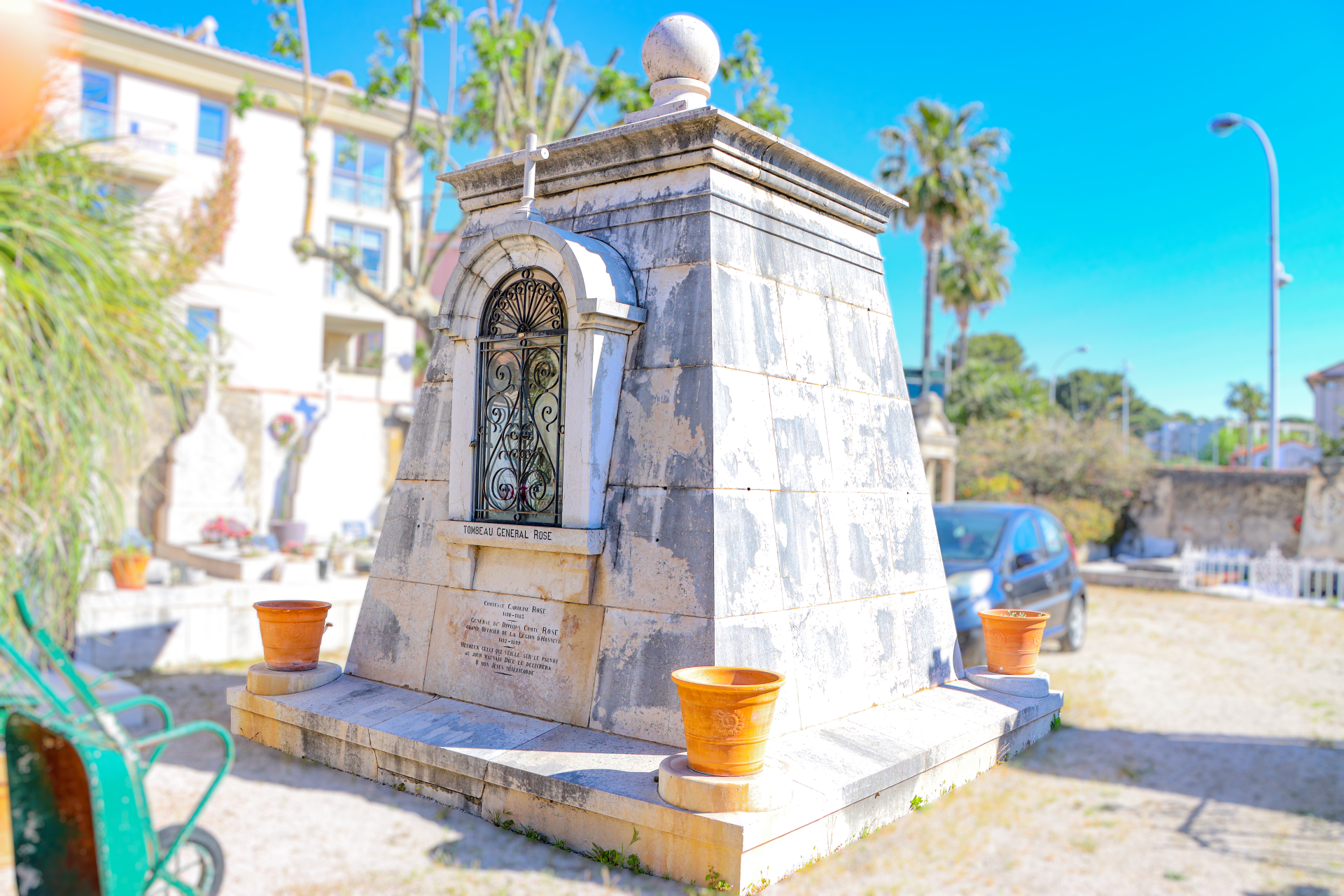 General Rose’s tomb