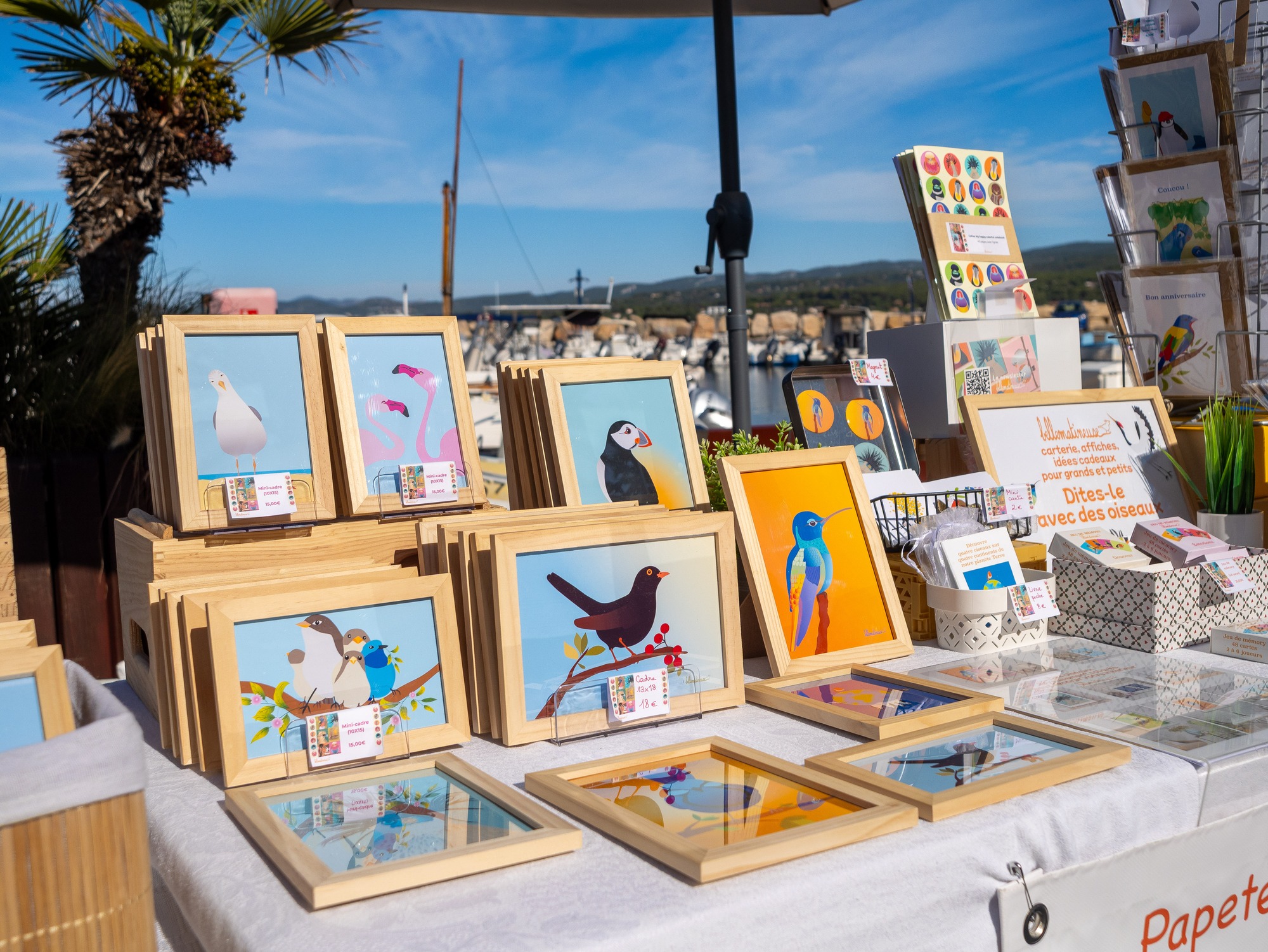 Summer Provençal market of Port de la Madrague_Saint-Cyr-sur-Mer
