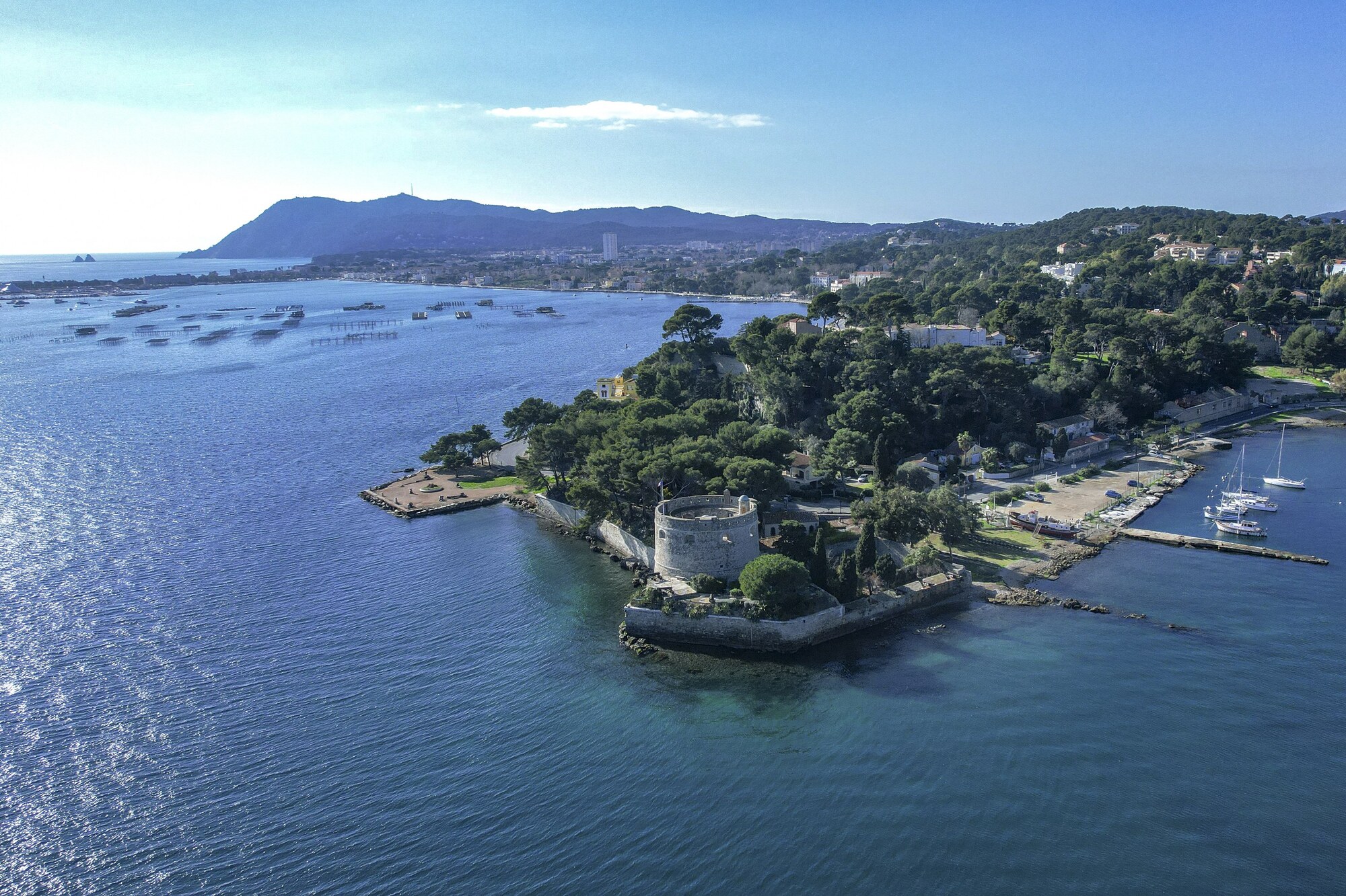 LA BAIE DU LAZARET_La Seyne-sur-Mer
