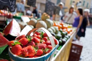 The Provencal and fairground market in downtown La Seyne